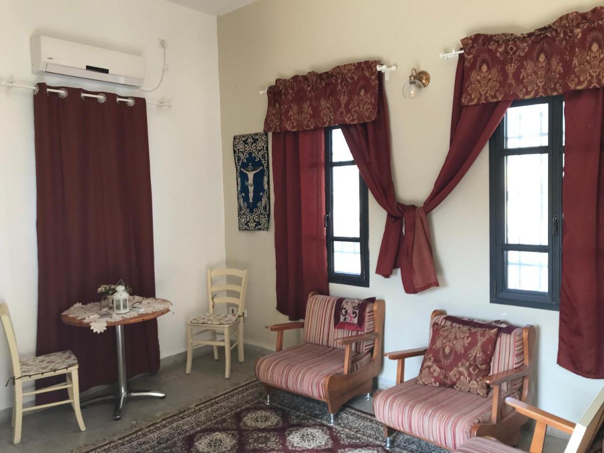 Mi'Ilya Chocolate House Guest House Экстерьер фото