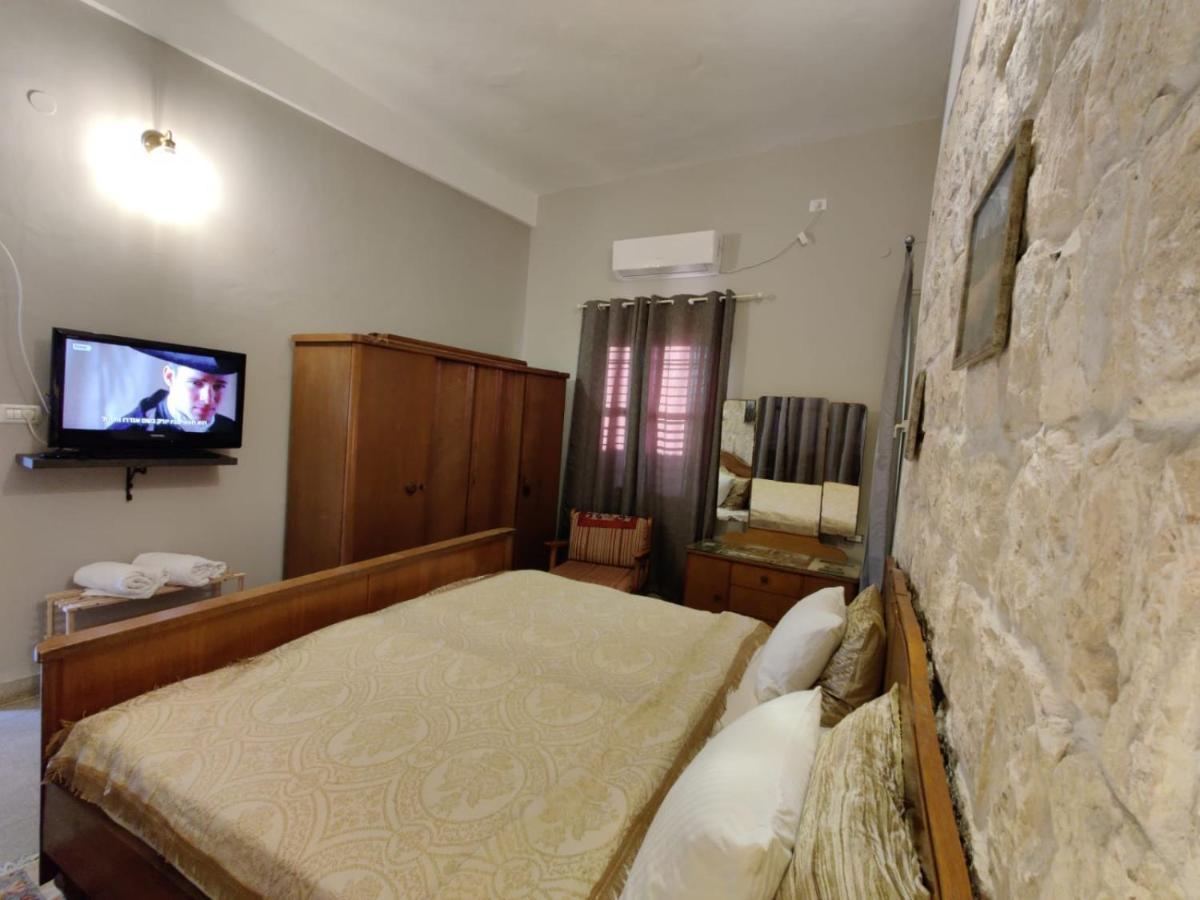Mi'Ilya Chocolate House Guest House Экстерьер фото