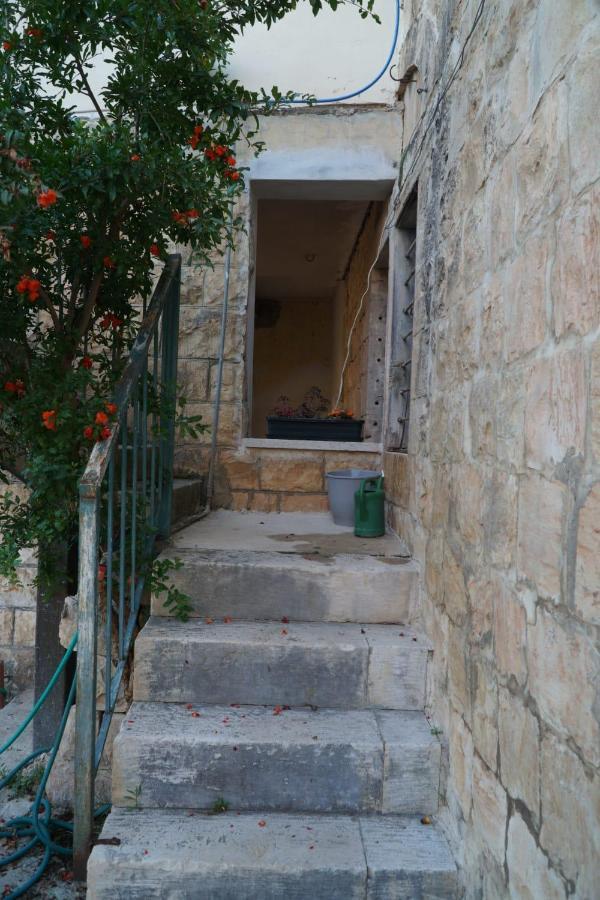 Mi'Ilya Chocolate House Guest House Экстерьер фото